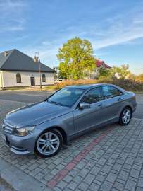 Do sprzedania Mercedes C klasa W204 1.8 benzyna
