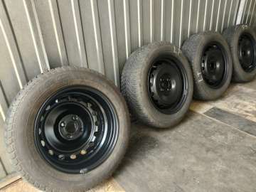 Felgi stalowe Toyota / Hyundai / Kia Opony zimowe Dębica 185/65 R15