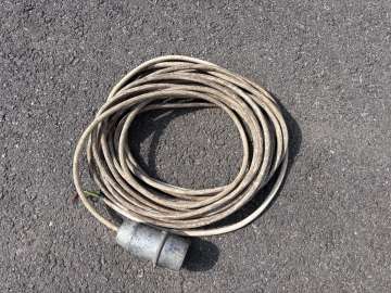 Przewód 3 żyłowy 2.5 mm 14 metrów