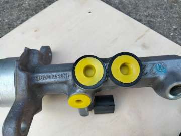 Pompka hamulcowa Bosch VW 1K1614019F