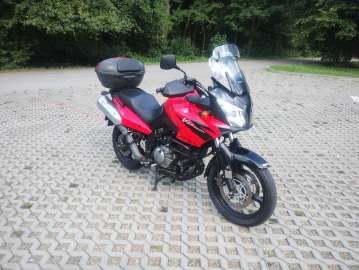 suzuki dl 650 v-strom  2005 rok.