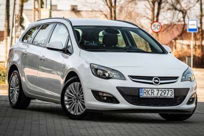 Opel Astra |  2015r. | benzyna | automat