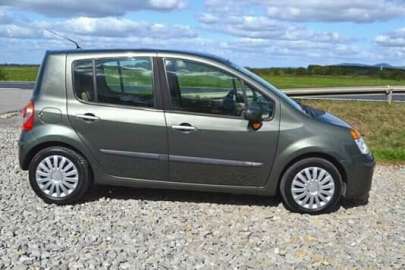 RENAULT MODUS 1.6 16V rok. prod. 2005 - dach panoramiczny