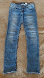 Jeansy H&M