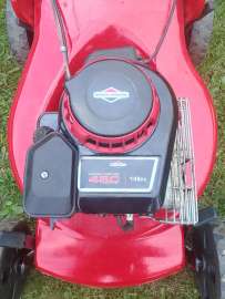 Kosiarka  spalinowa  Briggs i Stratton