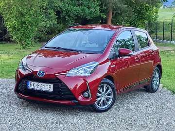 Toyota Yaris III LIFT1.5 Hybrid Automat Tylko 74 tyś.km Pełen Serwis