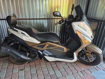 Sprzedam skuter 125