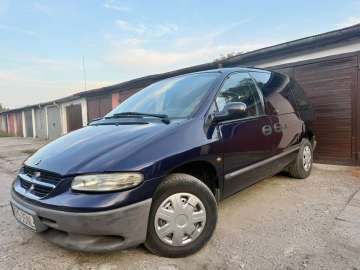 Chrysler Voyager 2.5 Diesel  Niski Przebieg  Pierwszy Właścicie