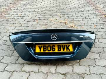 Sprzedam Tylną Klapę do W221 Mercedes S klasa 2007r