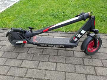 Hulajnoga Aprilia eSR2