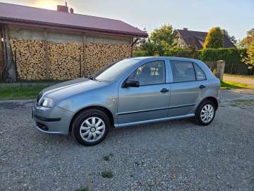 Skoda Fabia LIFT 1.4 benzyna 75 KM Stan  Klimatyzacja