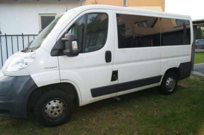 Wypozyczalnia samochodów dostawczych BUS
