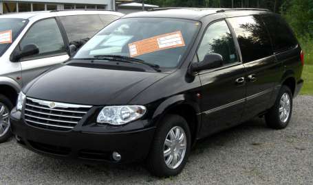 wynajem samochodów  van 7 osób chrysler grand yoyager