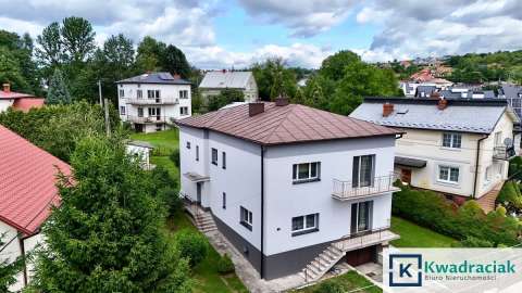 Dom z dwoma mieszkaniami - Jasło - Ulaszowice
