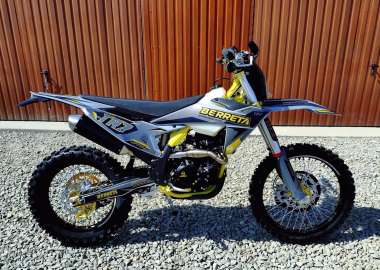 Nowość BERRETA TR7 300 ciecz KTM 18/21 Lampy rozrusznik 2026 asix kayo