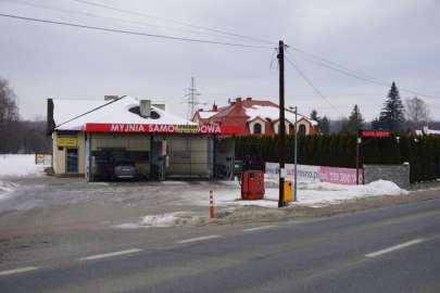 Sprzedam budynek mieszkalno-handlowo-usługowy w Krośnie.