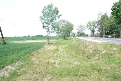 Sprzedam działkę inwestycyjną przy drodze Jasło-Krosno na Podkarpaciu.