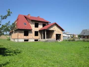 Nowy dom 300 m2 + budynek gospodarczy 100 m2 w Jaśle
