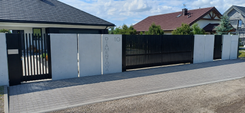 Brama aluminiowa dwuskrzydłowa 4920x1750 i 2x furtka 1015x1680