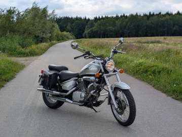 Motocykl Suzuki Intruder VL125