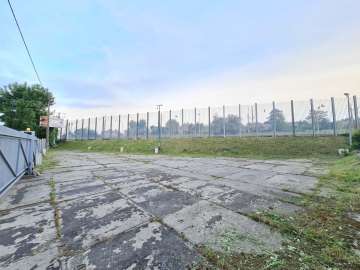 Do wynajęcia działka pod komis samochodowy parking skład budowlany