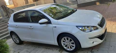 Peugeot308 1.2