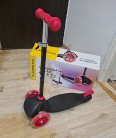 Nowa hulajnoga led