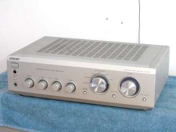 wzmacniacz sony ta-fe320r sprawny i mocny. dostawa