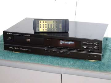 cd denon dcd-595 pilot sprawny i ładny. wysyłka.