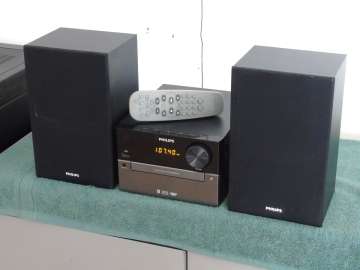 wieża philips pilot usb mp-3 bt cd aux kol. dostawa