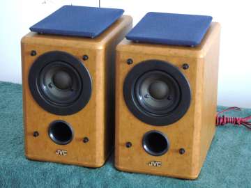 kolumny stereo jvc ładne i sprawne. wysyłka.
