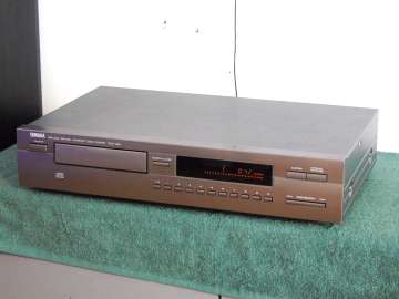 cd yamaha cdx-390 sprawny i ładny tytan. wysyłka.