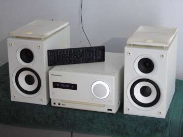 wieża stereo pioneer pilot usb mp-3 bt cd radio dab rds 2x aux kol. do