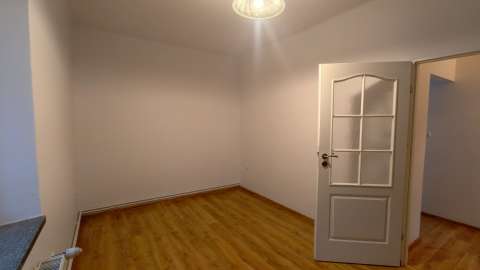 Do wynajęcia mieszkanie 2-pokojowe, parter, centrum Jasła