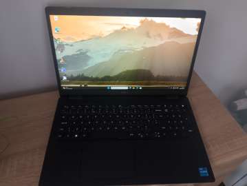Dell latitude 3520 i5 11 gen 15.6 cala