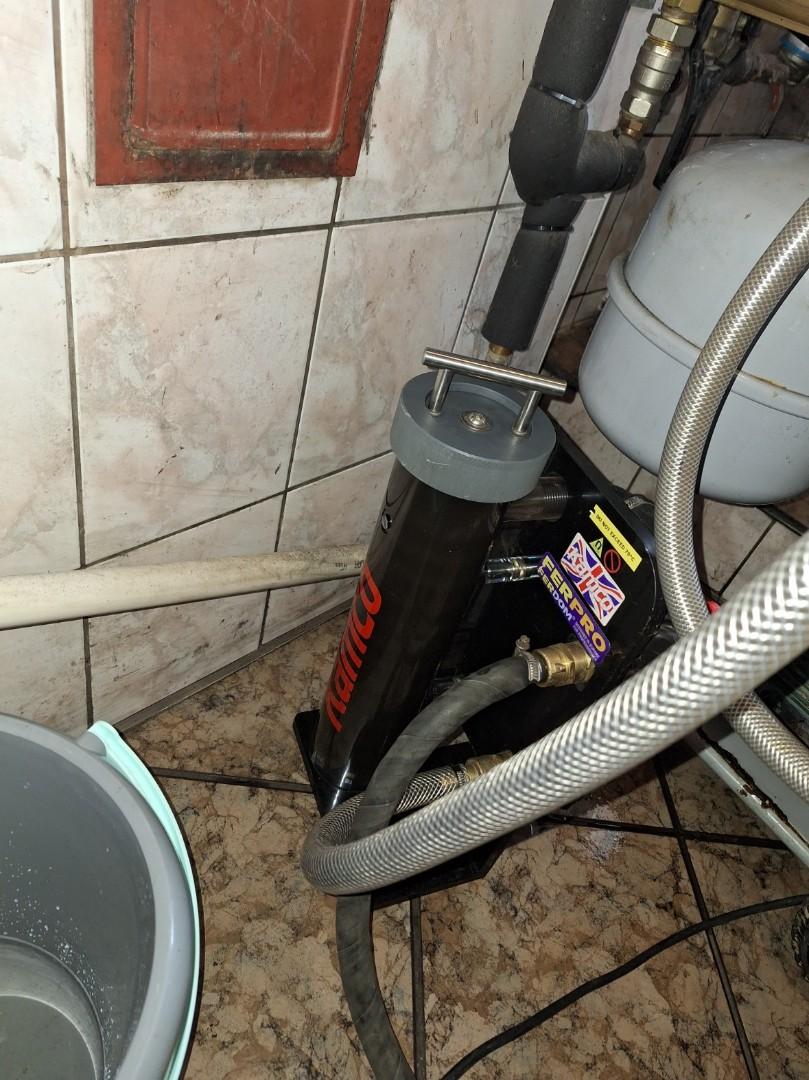 Czyszczenie chemiczne instalacji centralnego ogrzewania