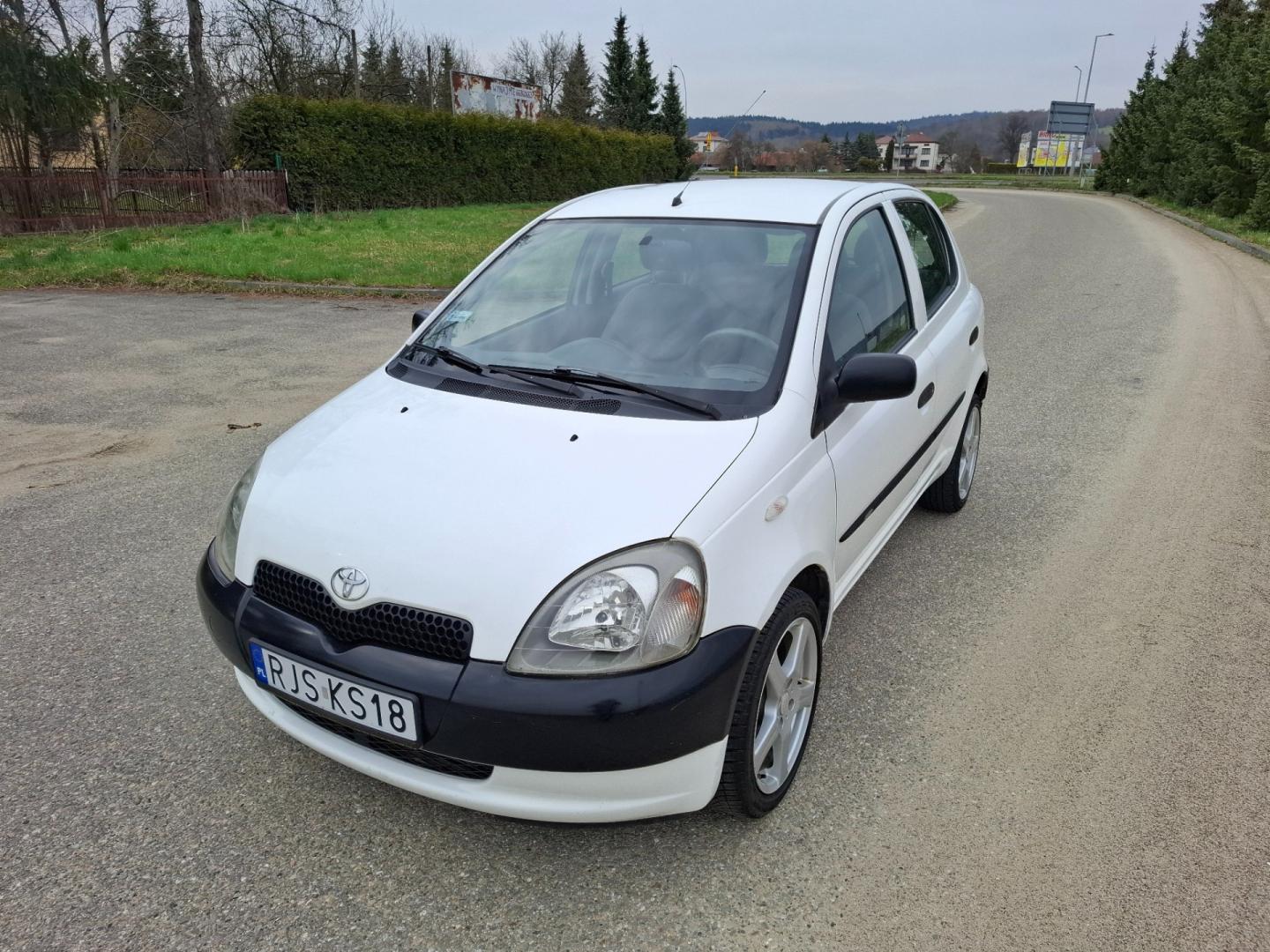 Toyota Yaris 1.0 Benzyna 1999r Alufelgi AirBag 5 Drzwi