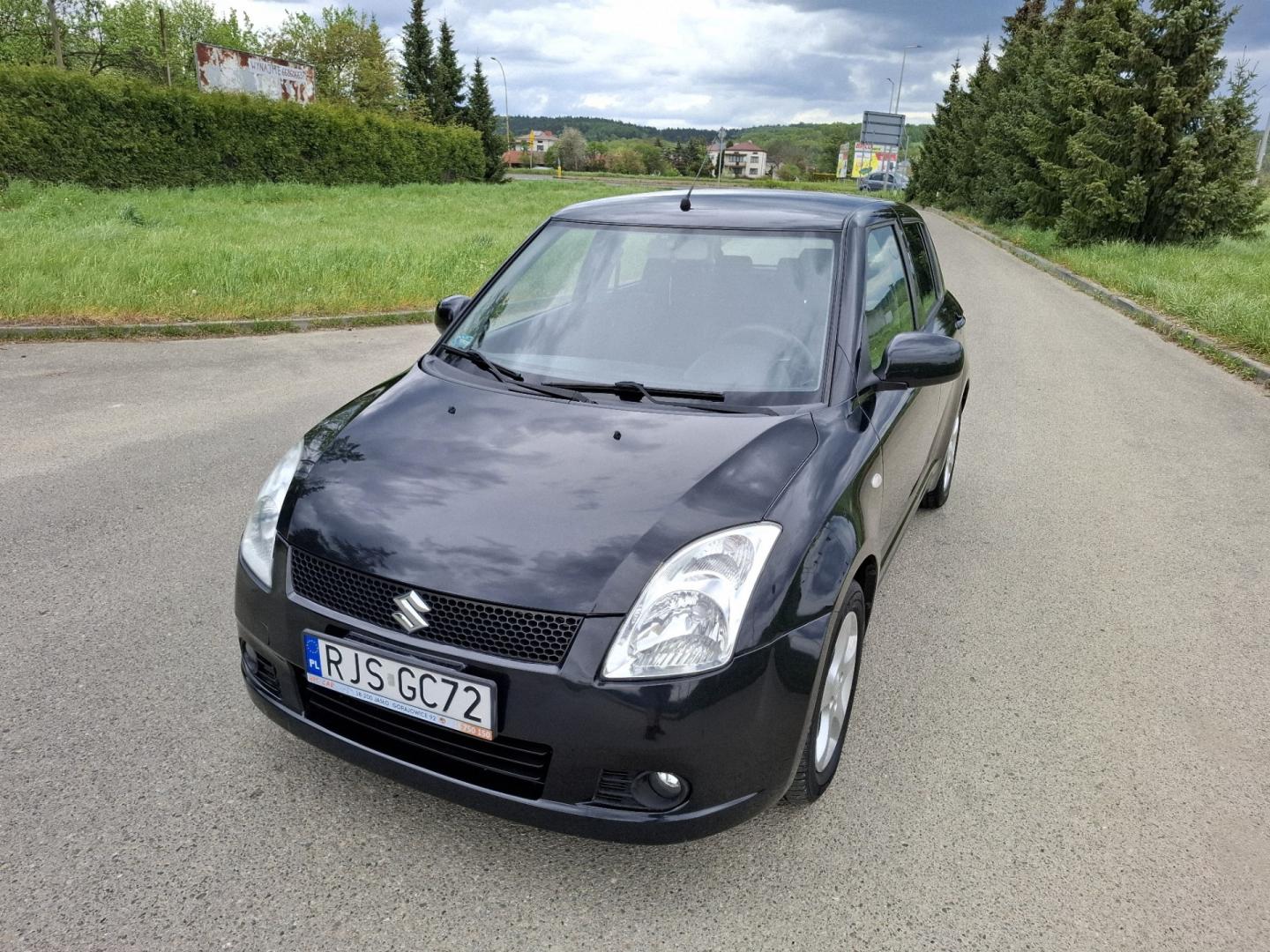 Suzuki Swift 1.5 Benzyna 2009r Klima KeyLess Alu Hak 2x Koła