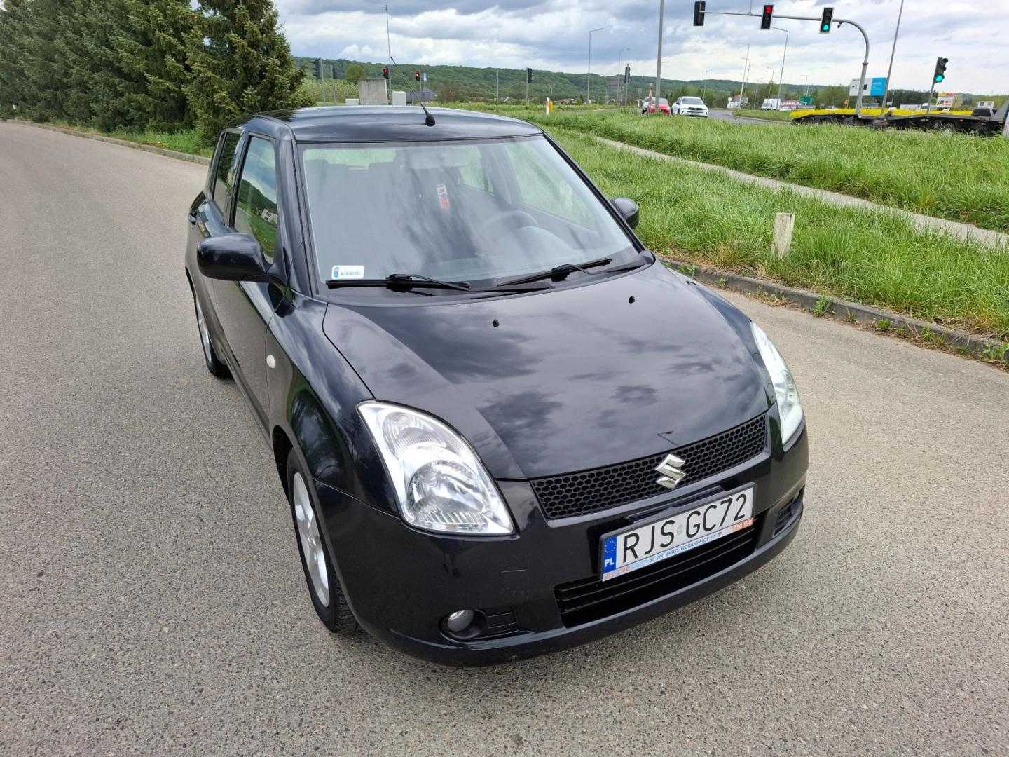 Suzuki Swift 1.5 Benzyna 2009r Klima KeyLess Alu Hak 2x Koła
