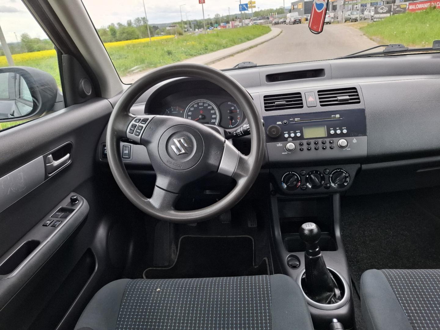 Suzuki Swift 1.5 Benzyna 2009r Klima KeyLess Alu Hak 2x Koła