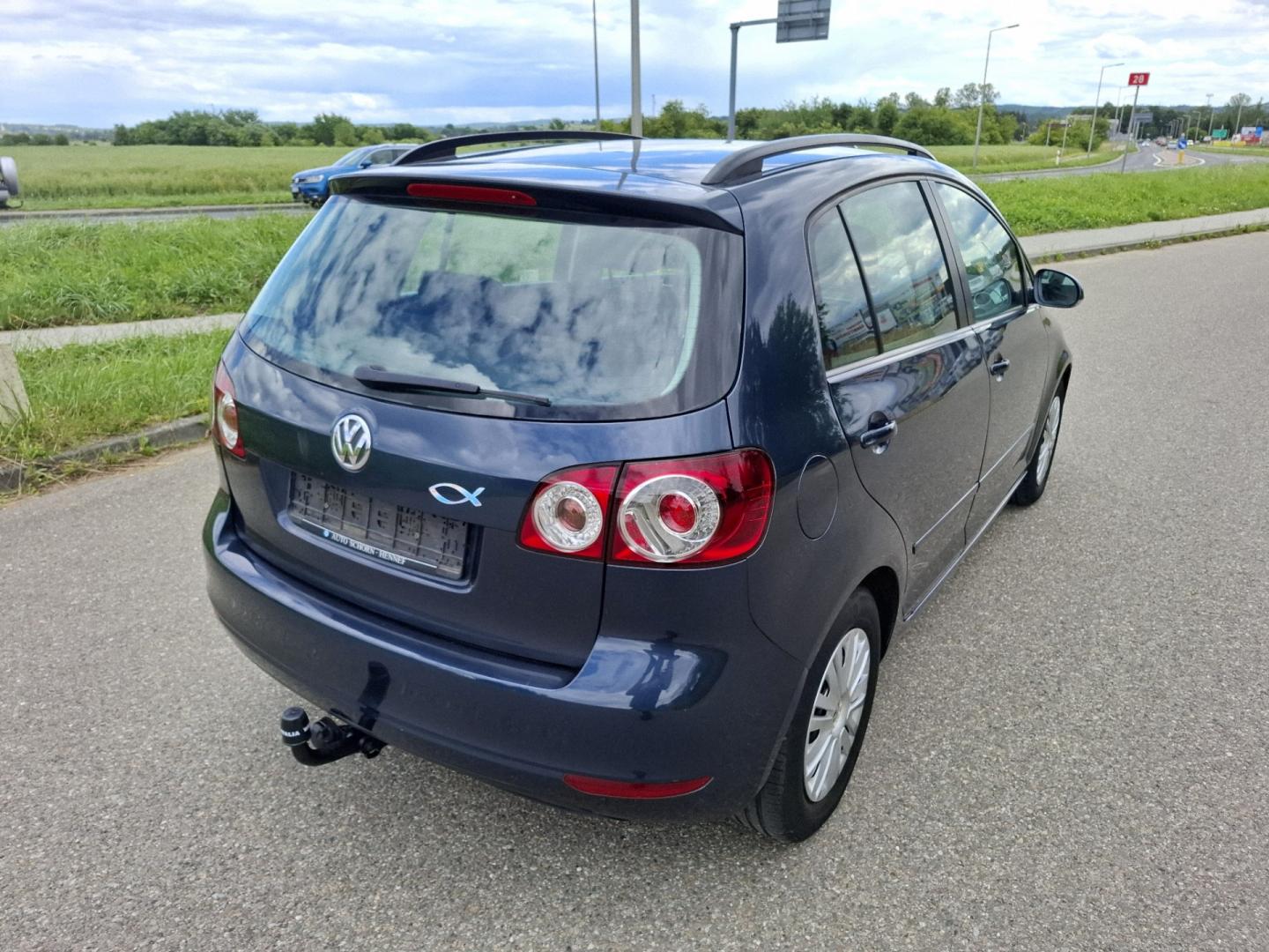 Volkswagen Golf Plus 1.6 MPI 102KM 2009r Klima 2x Koła Hak I Włascicie