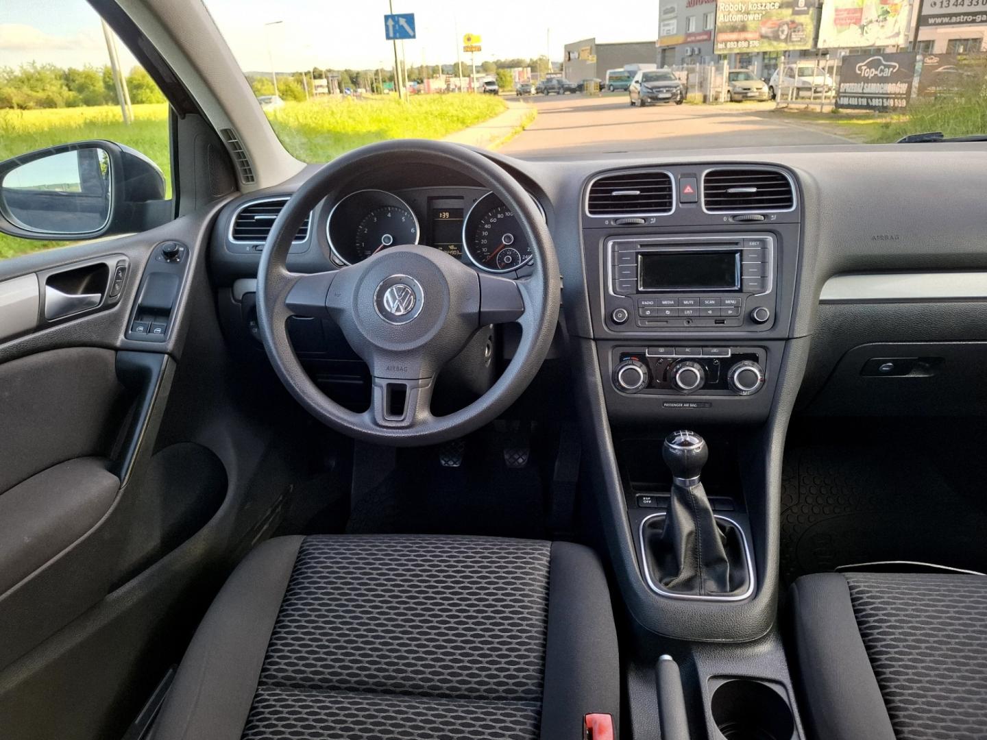 Volkswagen Golf VI 1.4 MPI 80KM 2009r Klima 5 Drzwi Hak Serwis