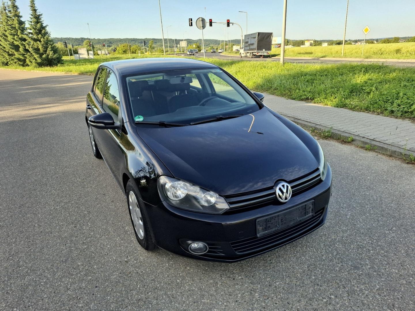 Volkswagen Golf VI 1.4 MPI 80KM 2009r Klima 5 Drzwi Hak Serwis