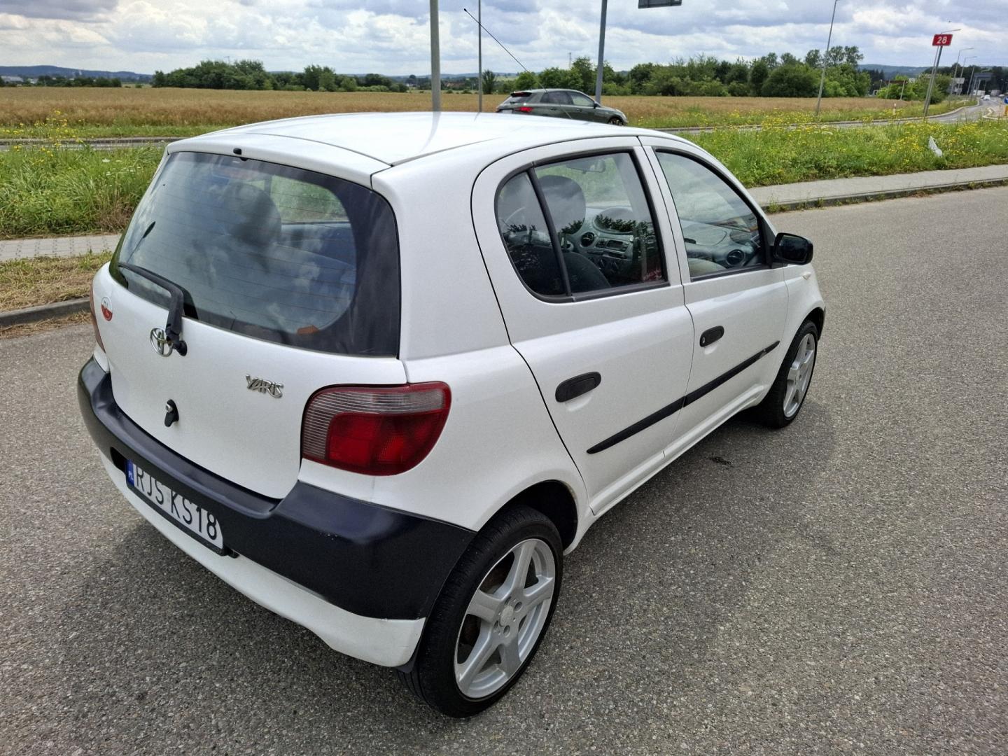 Toyota Yaris 1.0 Benzyna 1999r Alufelgi AirBag 5 Drzwi
