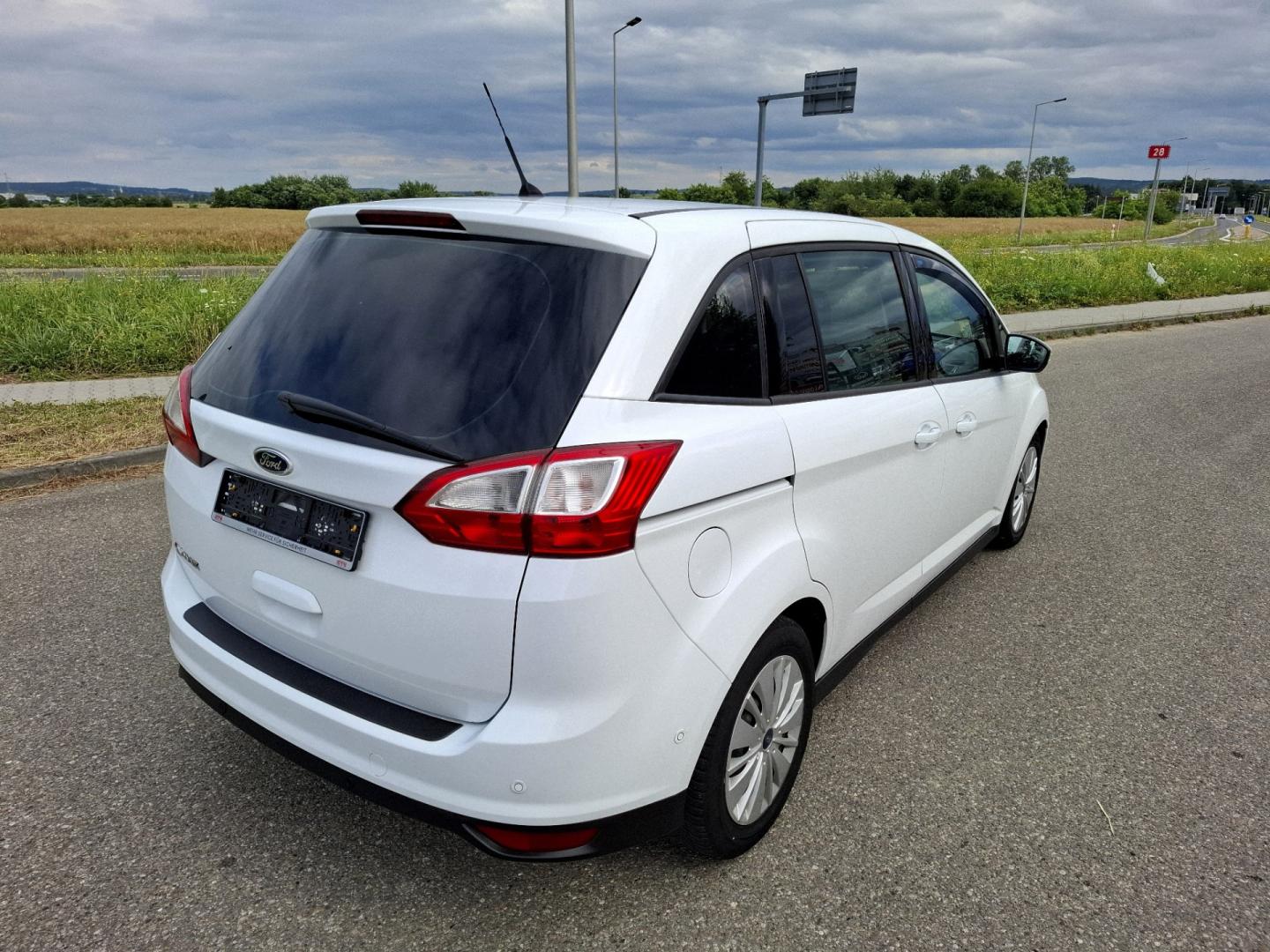 Ford Grand C-Max 1.5 Tdci 120KM Klima 2016r Czujniki Hak Navi Sam Park