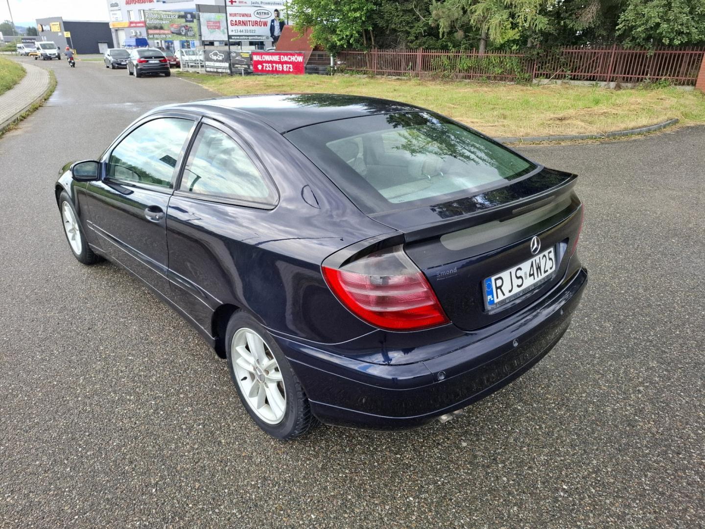 Mercedes-Benz C220 2.2CDI 143KM Coupe 2002r Automat Klima Alu