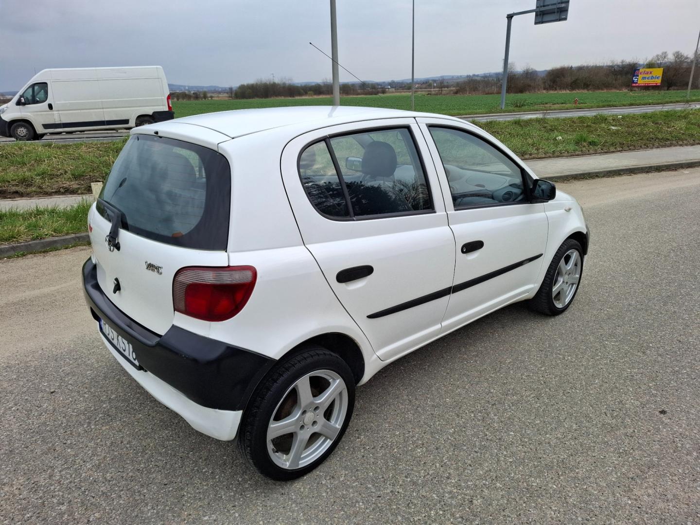 Toyota Yaris 1.0 Benzyna 1999r Alufelgi AirBag 5 Drzwi