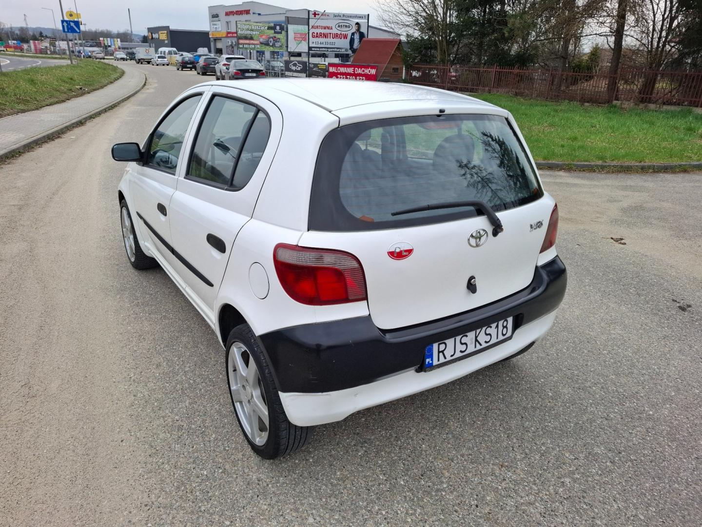 Toyota Yaris 1.0 Benzyna 1999r Alufelgi AirBag 5 Drzwi