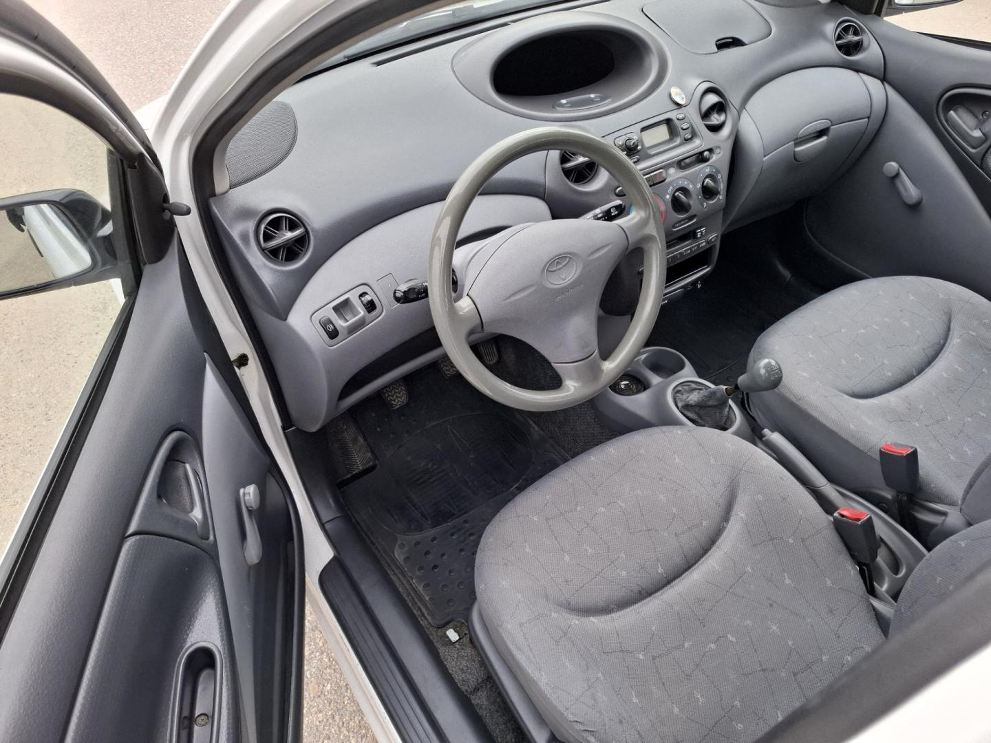 Toyota Yaris 1.0 Benzyna 1999r Alufelgi AirBag 5 Drzwi