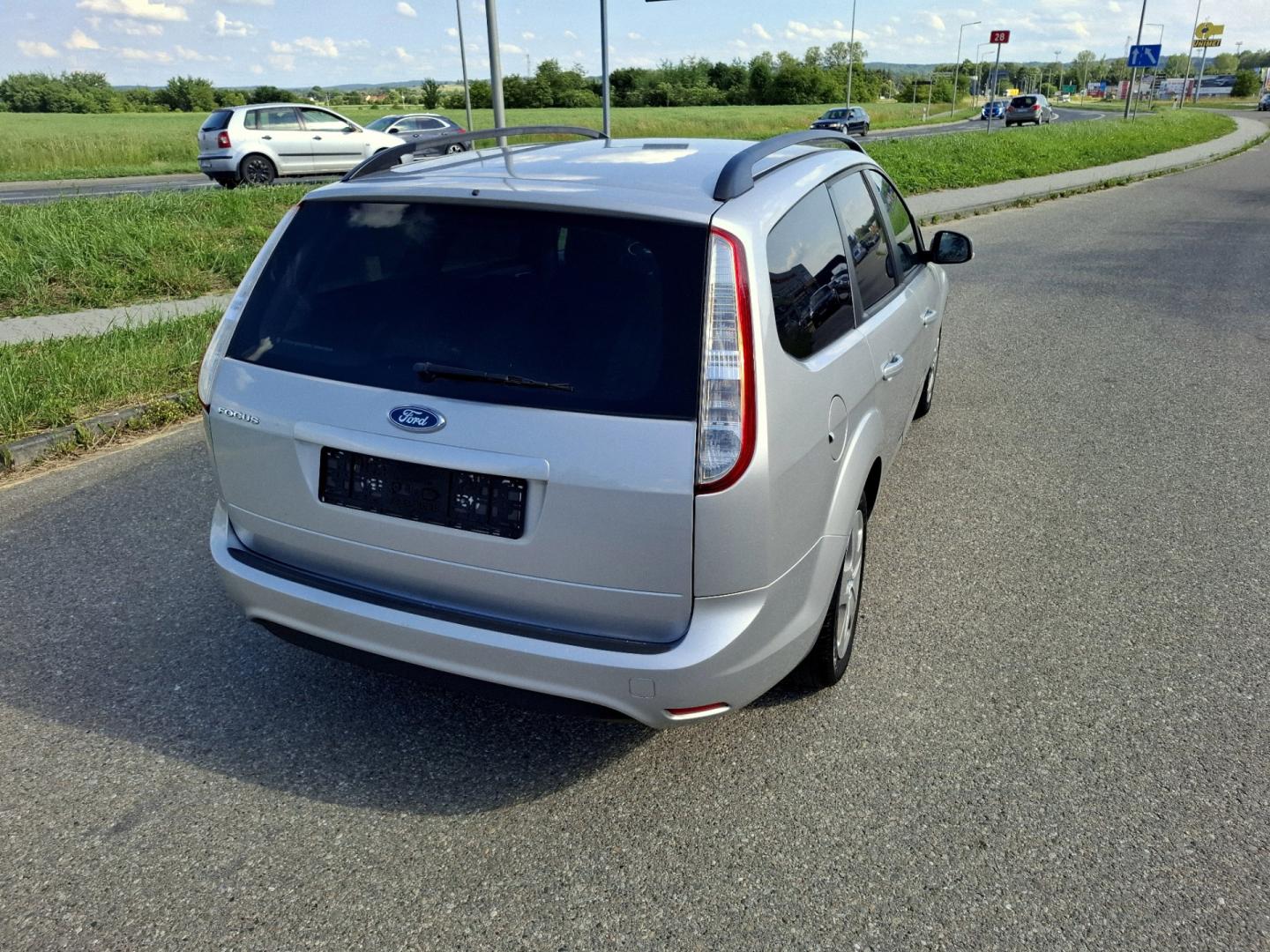 Ford Focus MK2 Lift 1.6 Benzyna 100KM 2008r Klima 2x Koła
